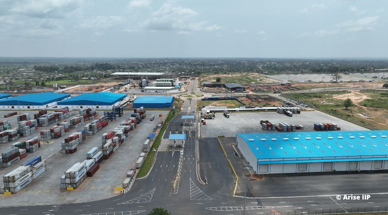 Zone franche Togo avantages - vue aérienne Plateforme Industrielle d'Adétikopé entrepôts
