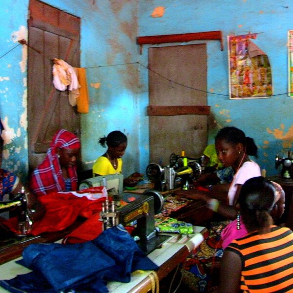 commande impayée artisan Togo - atelier couture femmes Afrique Ouest