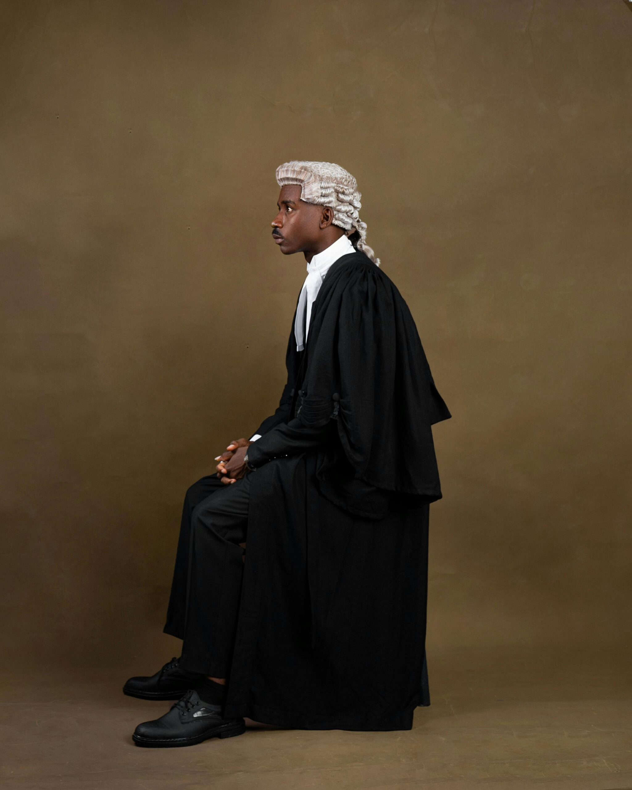 Avocat africain en toge - recours de mise en liberté détention préventive Togo