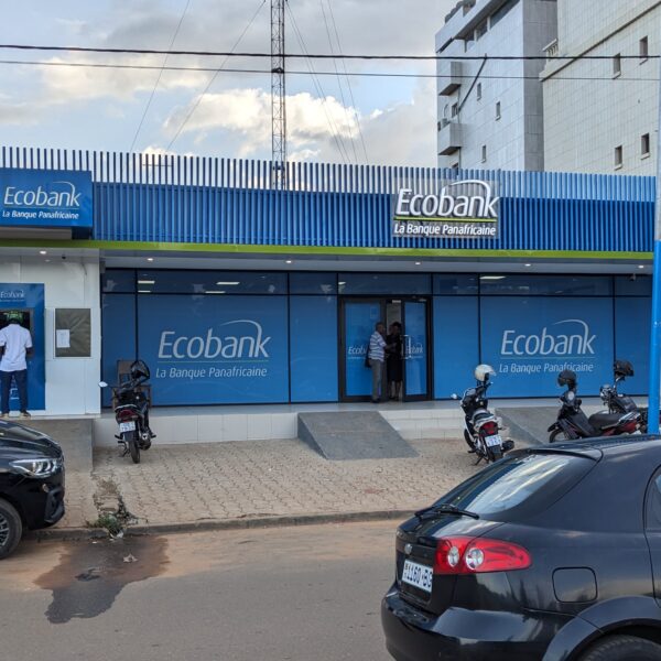 BCEAO e-commerce Togo 2026 - Agence Ecobank Atigangome Lome pionniere paiement electronique UEMOA