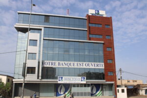 créancier saisie terrain Togo - immeuble commercial Boulevard 13 janvier Lomé parcelle bordée