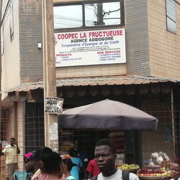 microfinance taux 24 Togo : agence Coopec La Fructueuse Adidogome Lome
