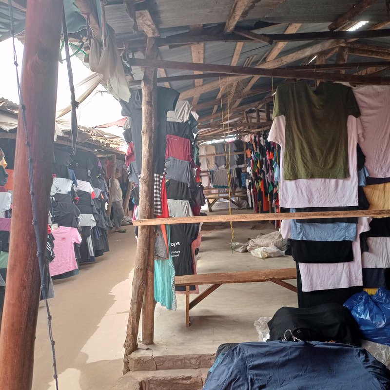 Commerçants du marché de Hédzranawoé à Lomé, justiciables potentiels du tribunal de commerce au Togo