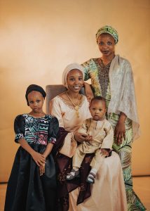 SCI au Togo : famille togolaise réunie, le patrimoine familial à organiser et transmettre